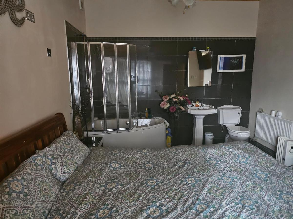 Baron Park House Apartment คลอนเมล ภายนอก รูปภาพ